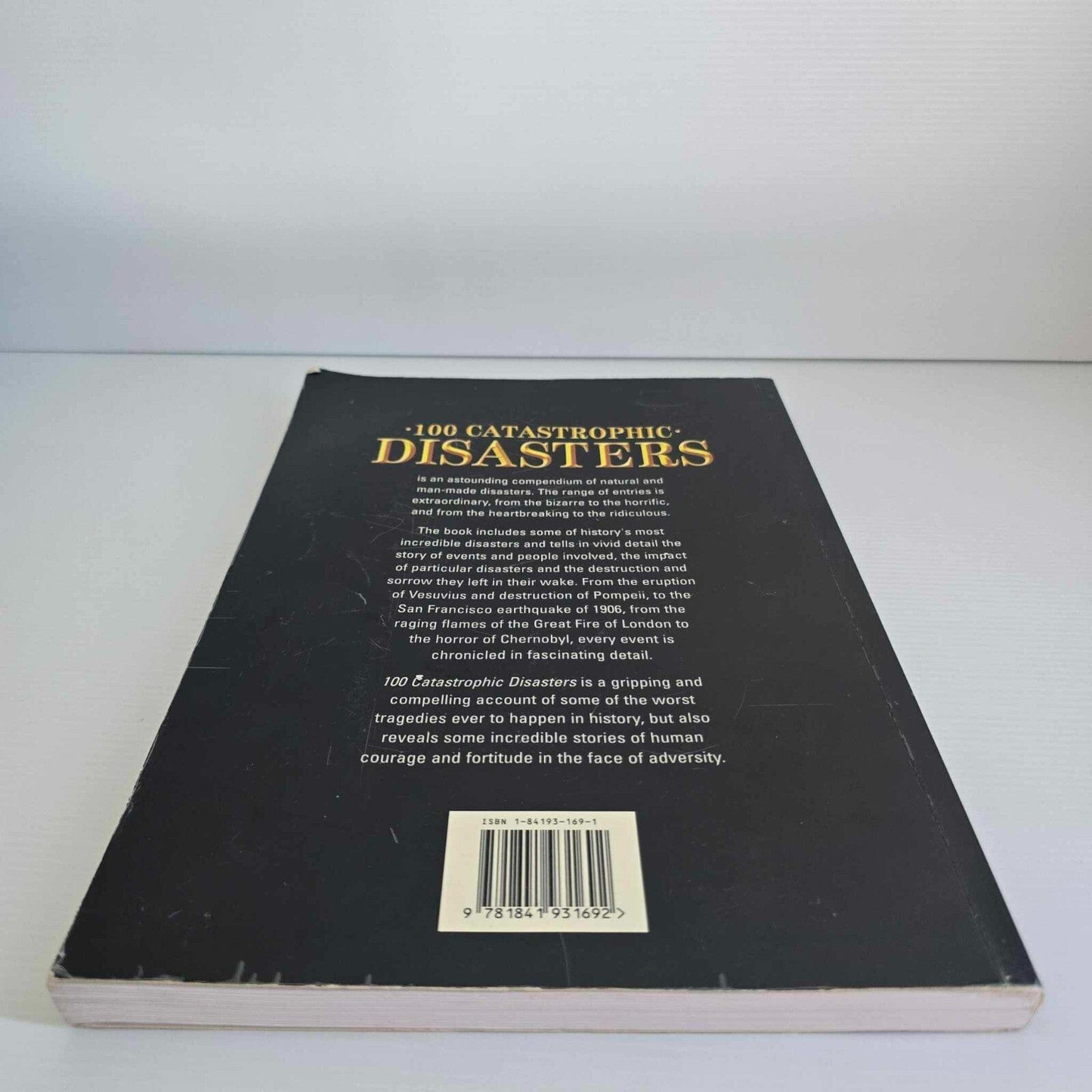 Alona.com.au 100 Catastrophic Disasters By Nigel Cawthorne