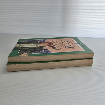 Alona.com.au 2x L. M. Montgomery Books Anne Of The Island And Anne Of Avonlea, Paperback