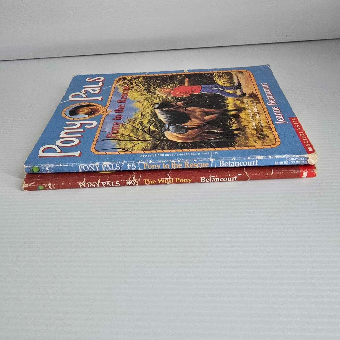 Alona.com.au 2x Pony Pals Series -The Wild Pony - Pony to the Rescue - Paperback - Jeanne Bet