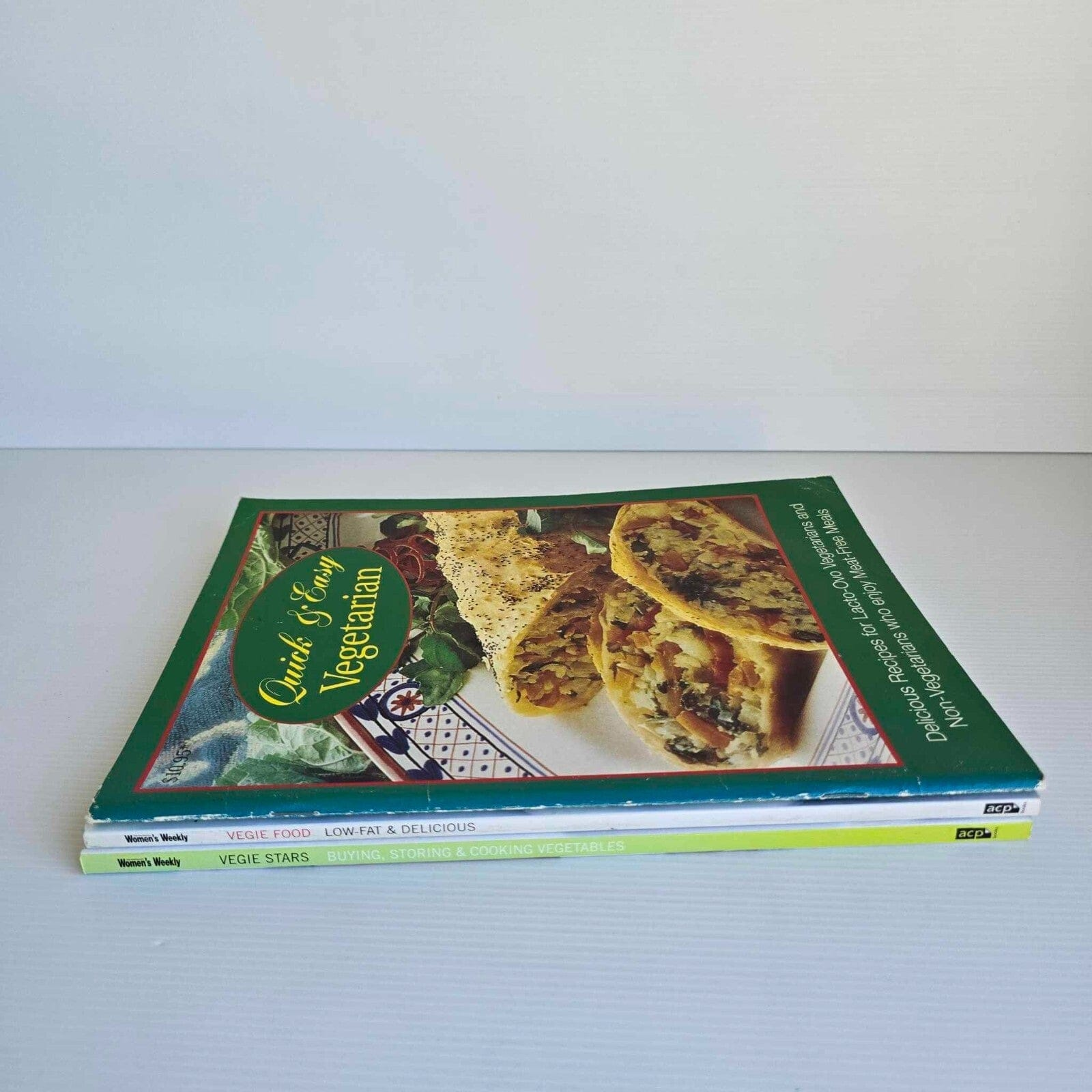 Alona.com.au 3x Vegies Vegetarians Vegetables Cookbooks Meat-Free Meals Cooking Recipes