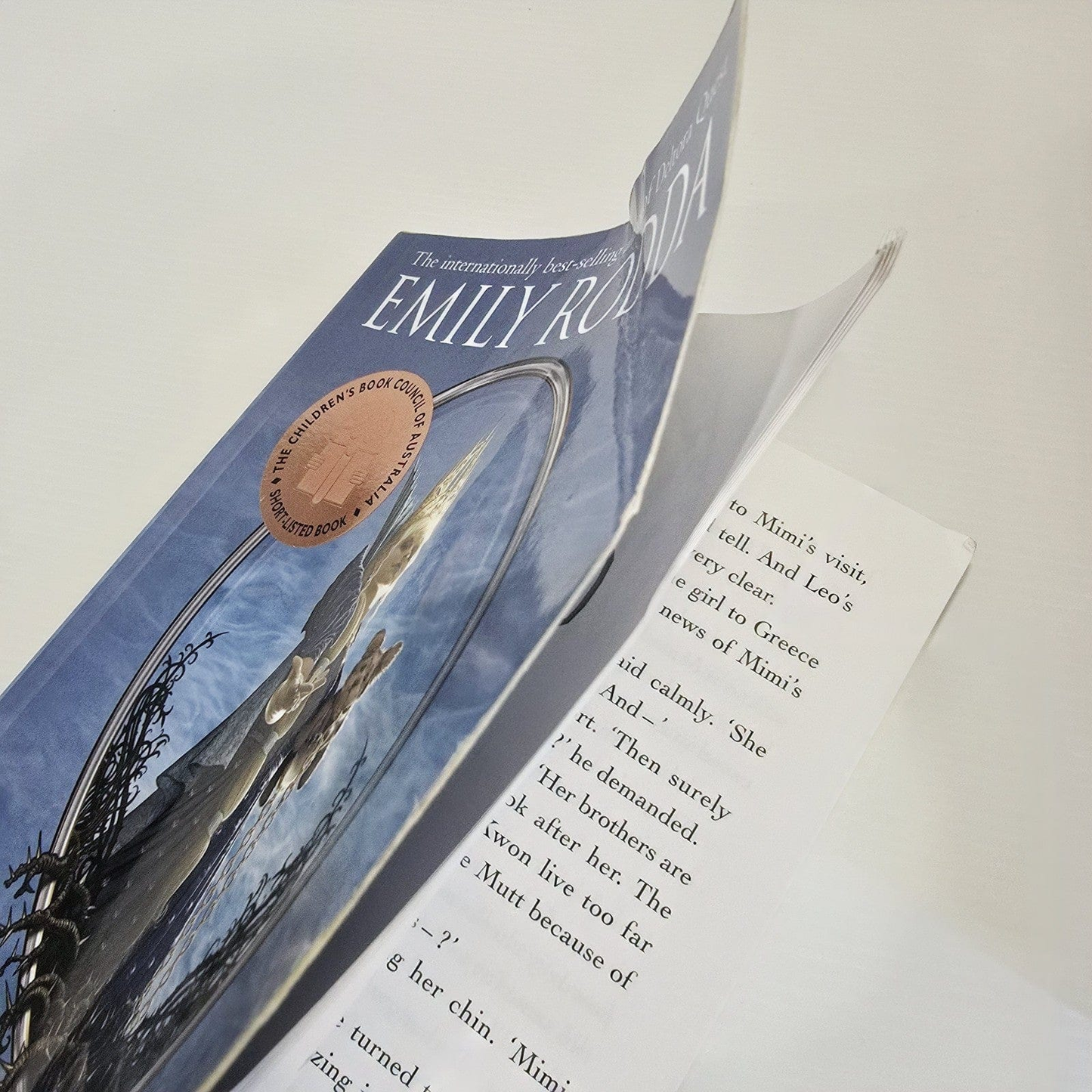 Alona.com.au 4x Bundle Of Books Fantasy Young Adult Adventure Magic Fiction