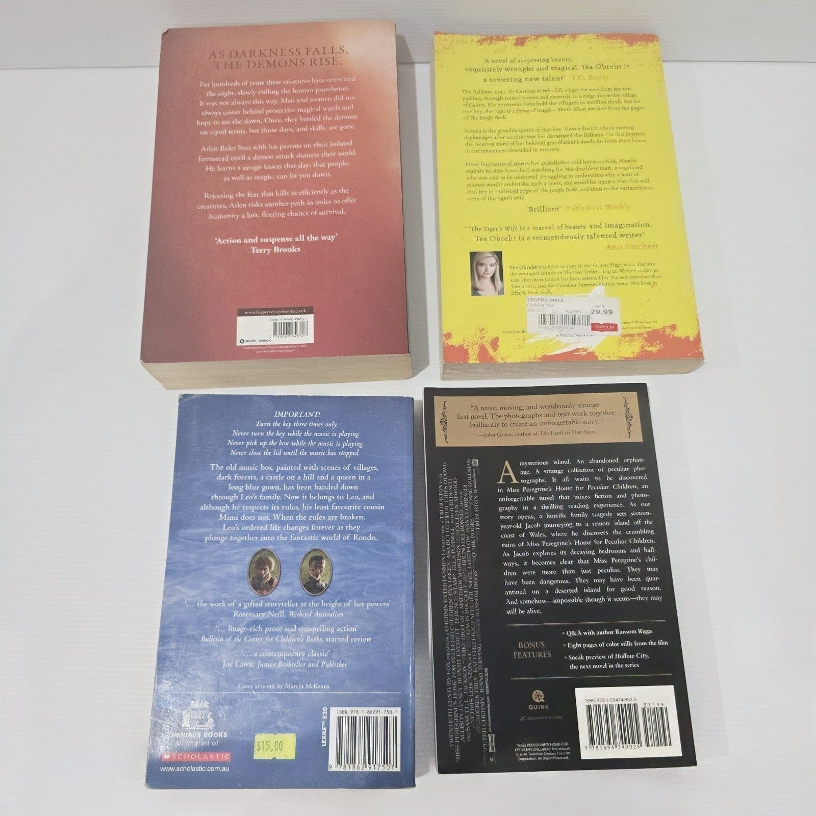 Alona.com.au 4x Bundle Of Books Fantasy Young Adult Adventure Magic Fiction