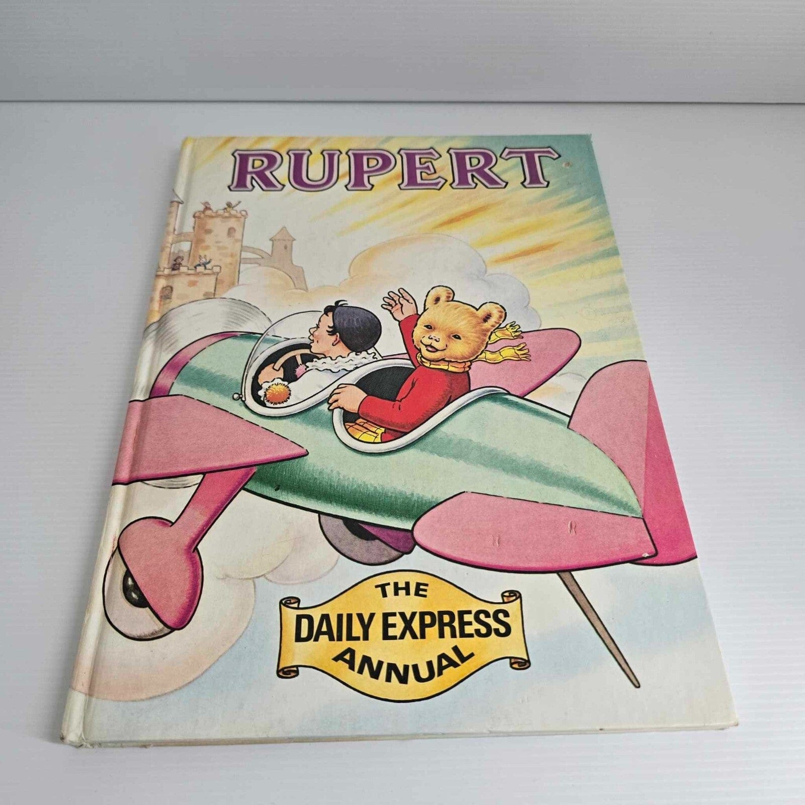 Alona.com.au 4x Childrens Books Santa Claus Childhood Favourites Rupert Saving Old Apple Tree