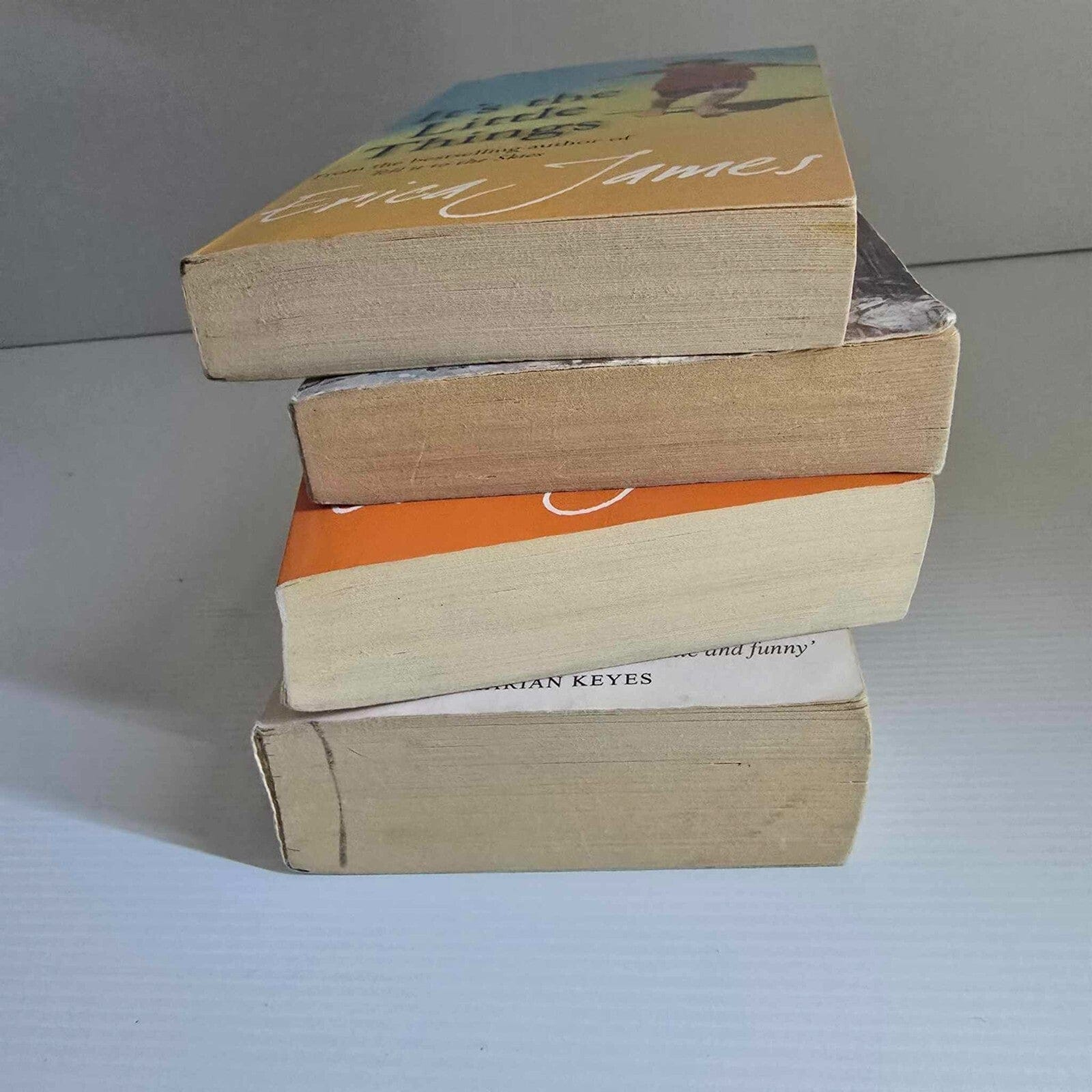 Alona.com.au 4x Mixed Authors Women Fiction Novel Family Contemporary Books