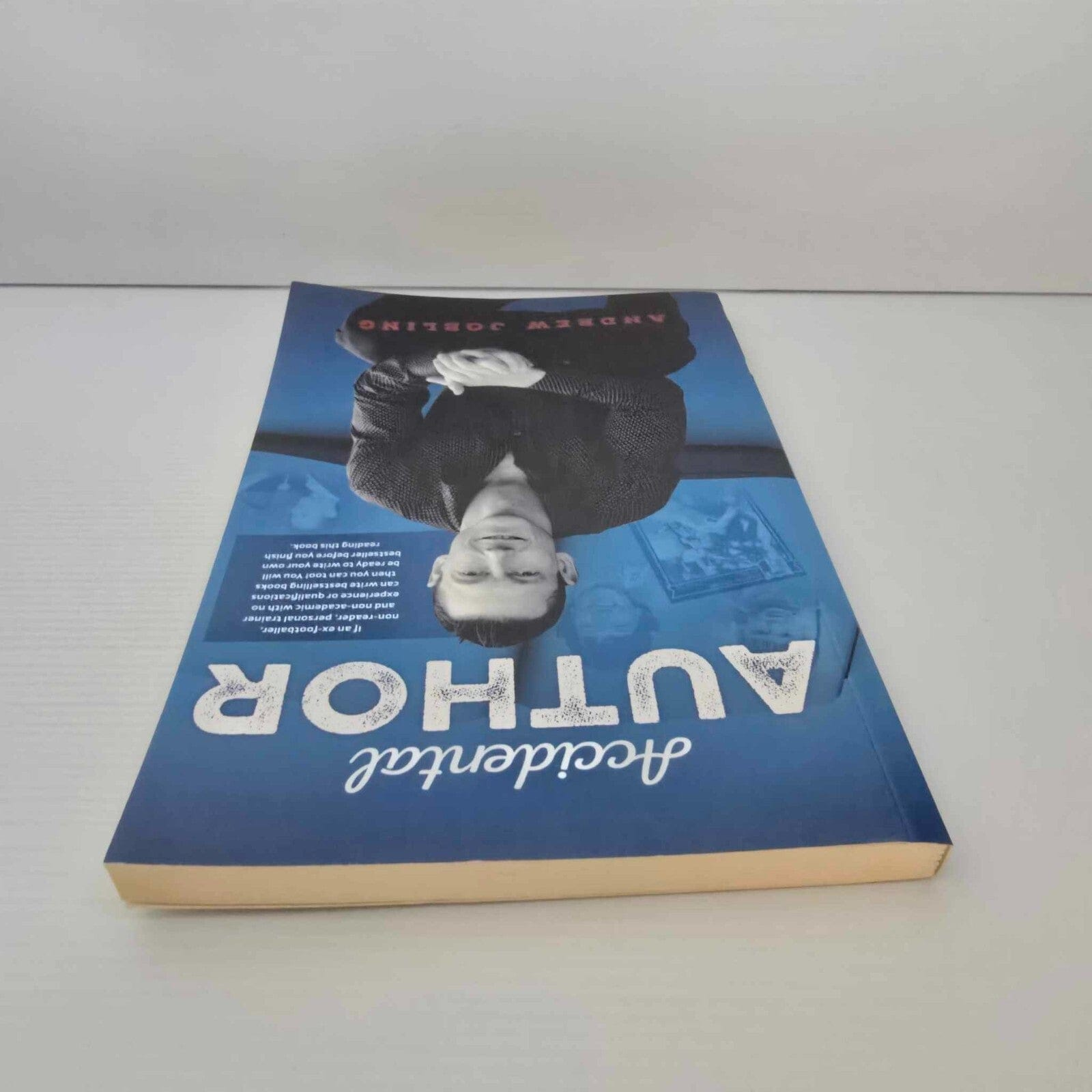 Alona.com.au Accidental Author by Andrew Jobling, Paperback 2015 (with signed dedication)