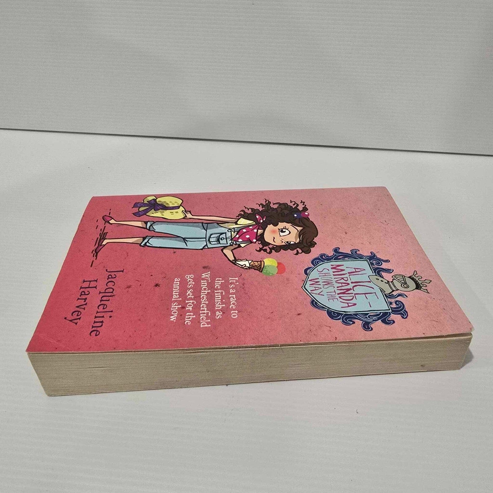 Alona.com.au Alice-Miranda Shows The Way by Jacqueline Harvey, Paperback 2012