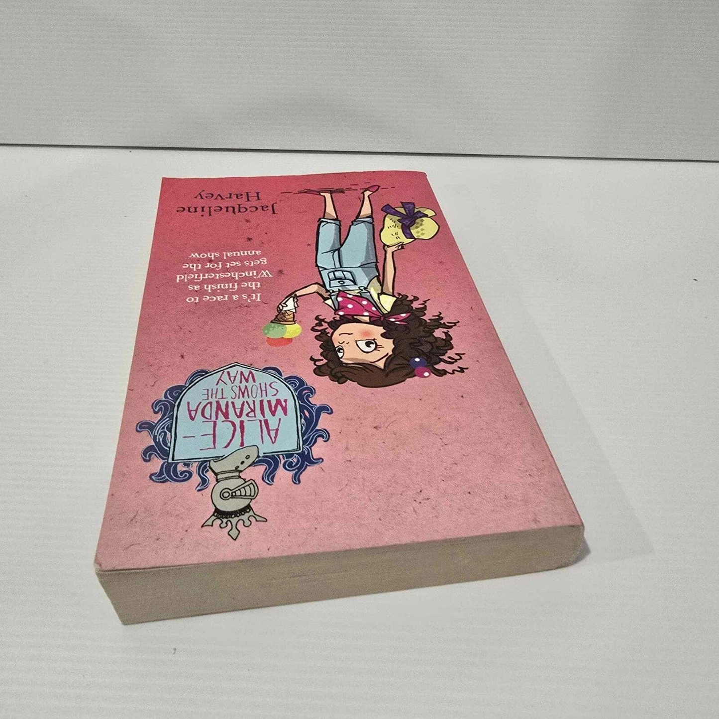 Alona.com.au Alice-Miranda Shows The Way by Jacqueline Harvey, Paperback 2012