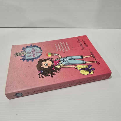 Alona.com.au Alice-Miranda Shows The Way by Jacqueline Harvey, Paperback 2012