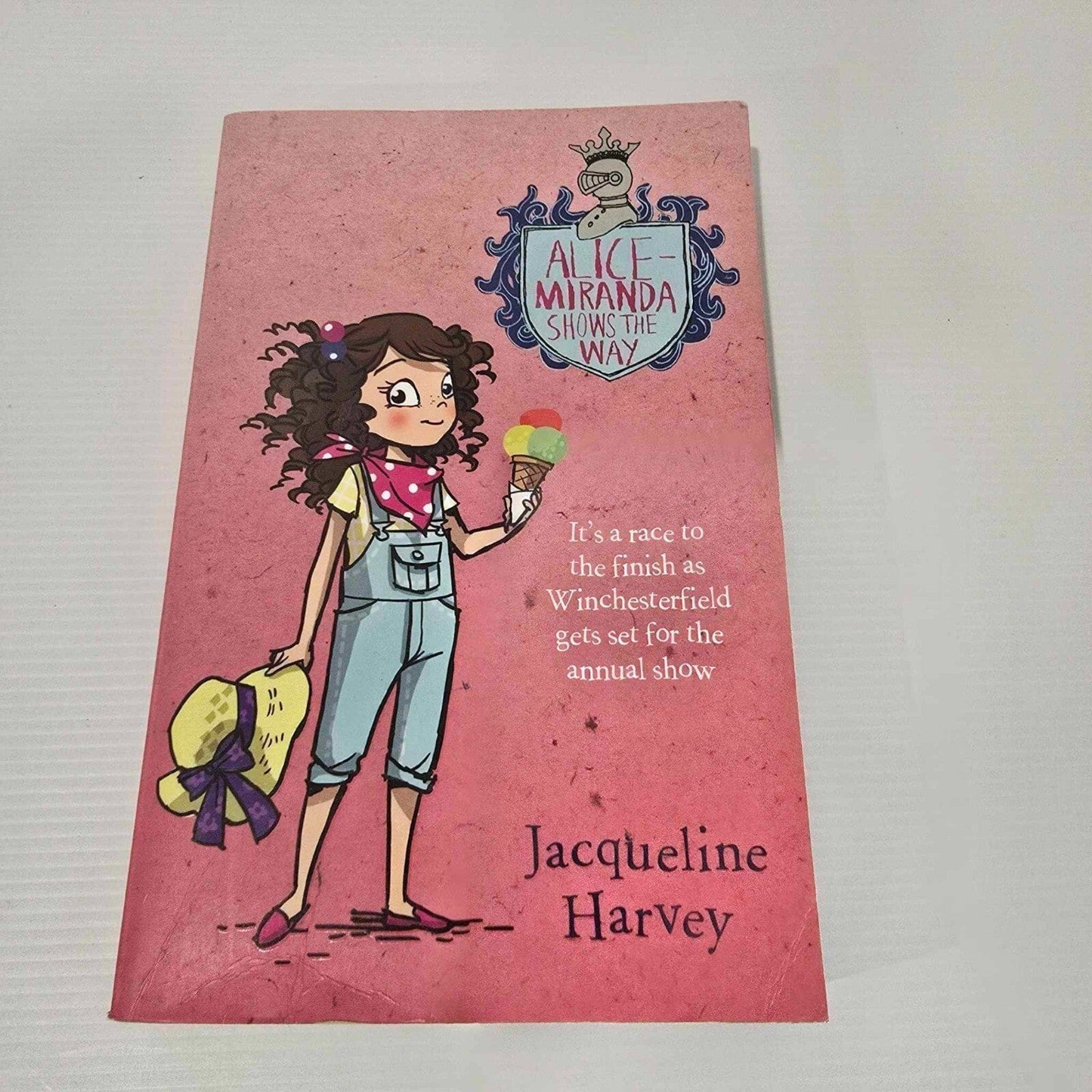Alona.com.au Alice-Miranda Shows The Way by Jacqueline Harvey, Paperback 2012