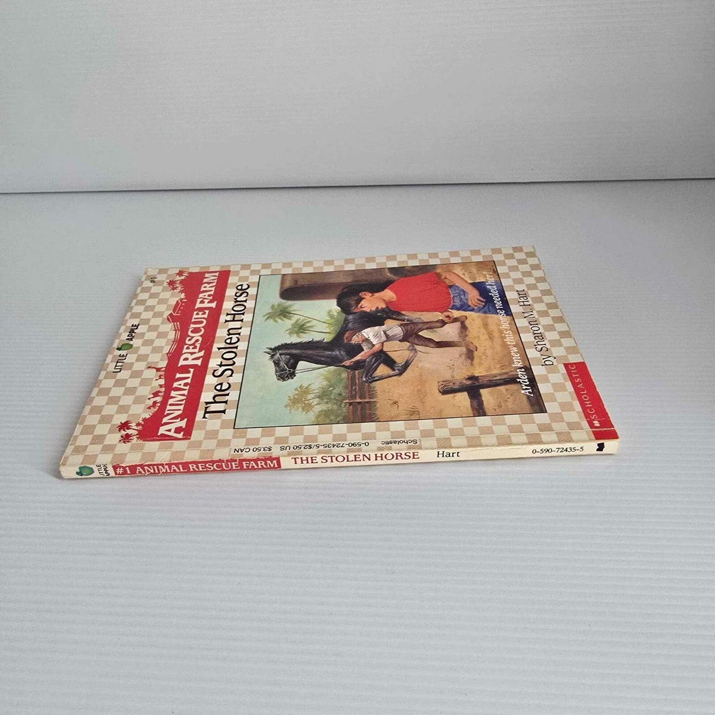 Alona.com.au Animal Rescue Farm #1 The Stolen Horse by Sharon M. Hart, Paperback 1988