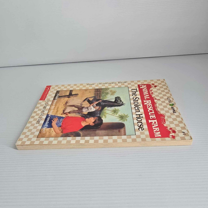 Alona.com.au Animal Rescue Farm #1 The Stolen Horse by Sharon M. Hart, Paperback 1988