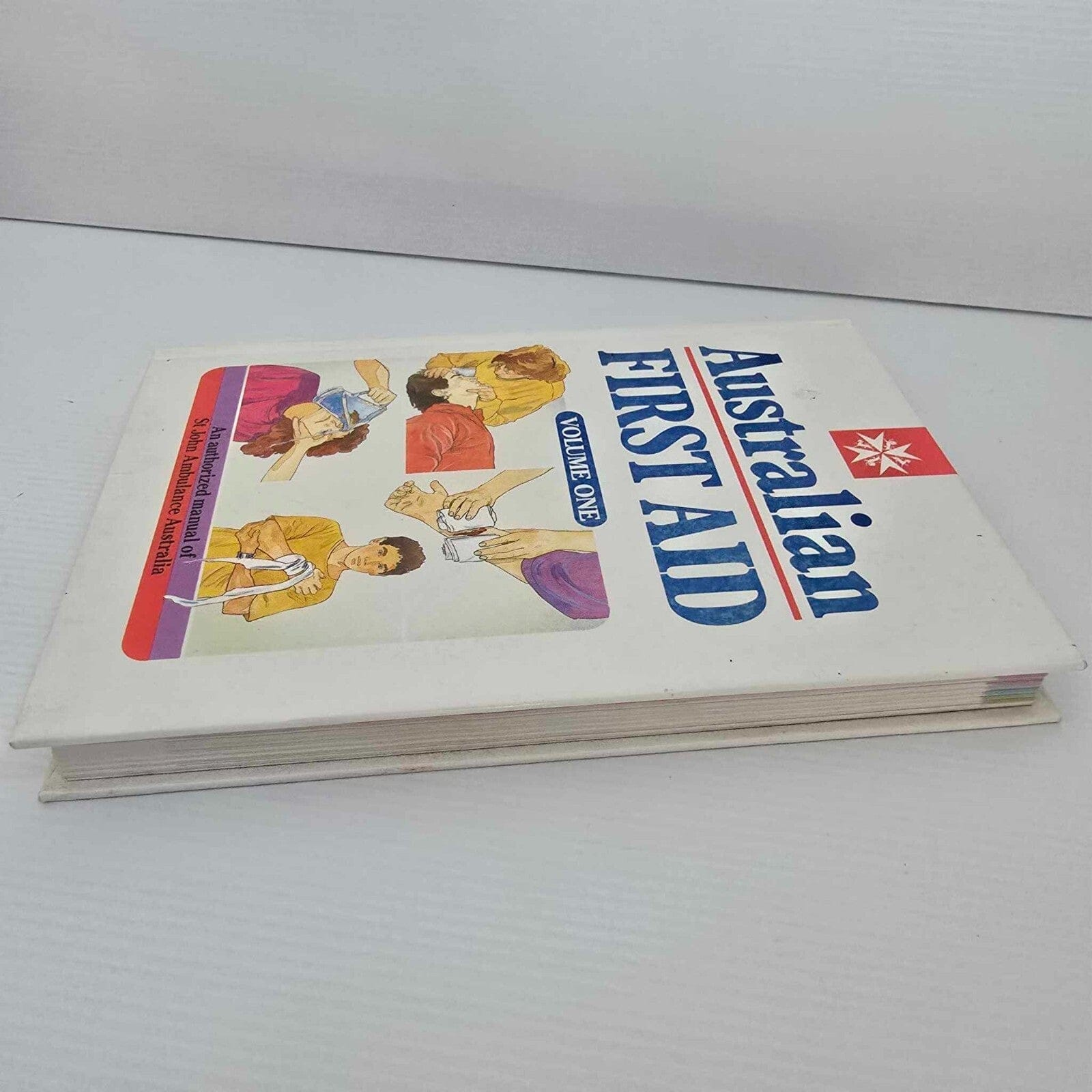 Alona.com.au Australian First Aid Volume One Authorised by St John Ambulance Australia, 1990