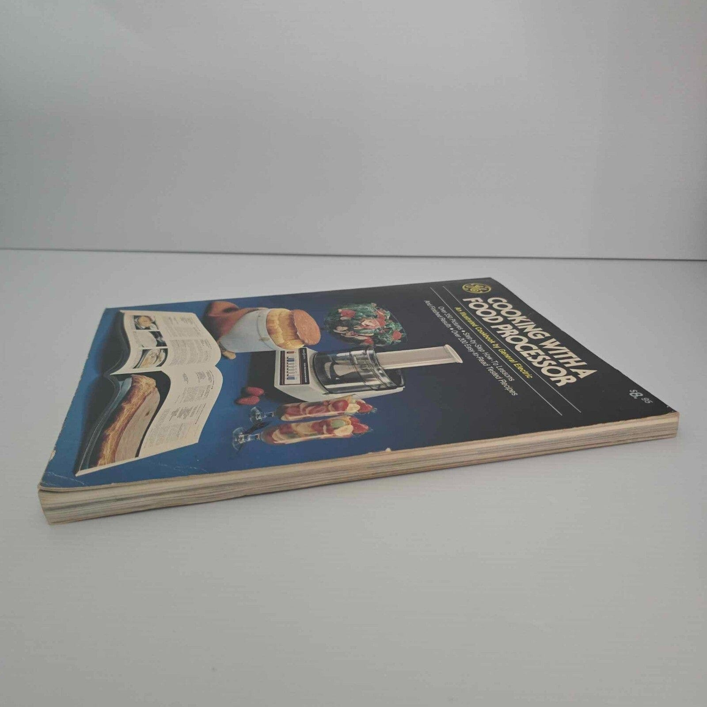 Alona.com.au Cooking With A Food Processor Illustrated Cookbook by GE