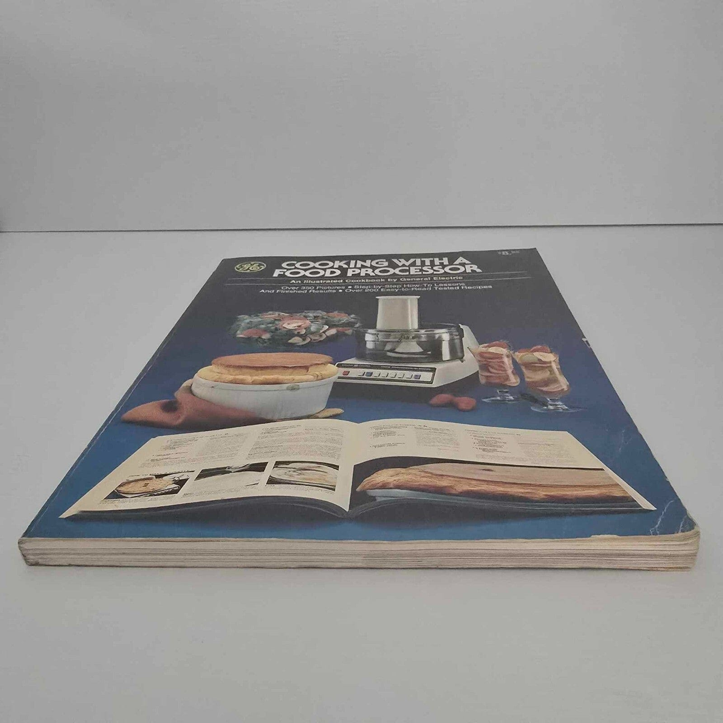 Alona.com.au Cooking With A Food Processor Illustrated Cookbook by GE