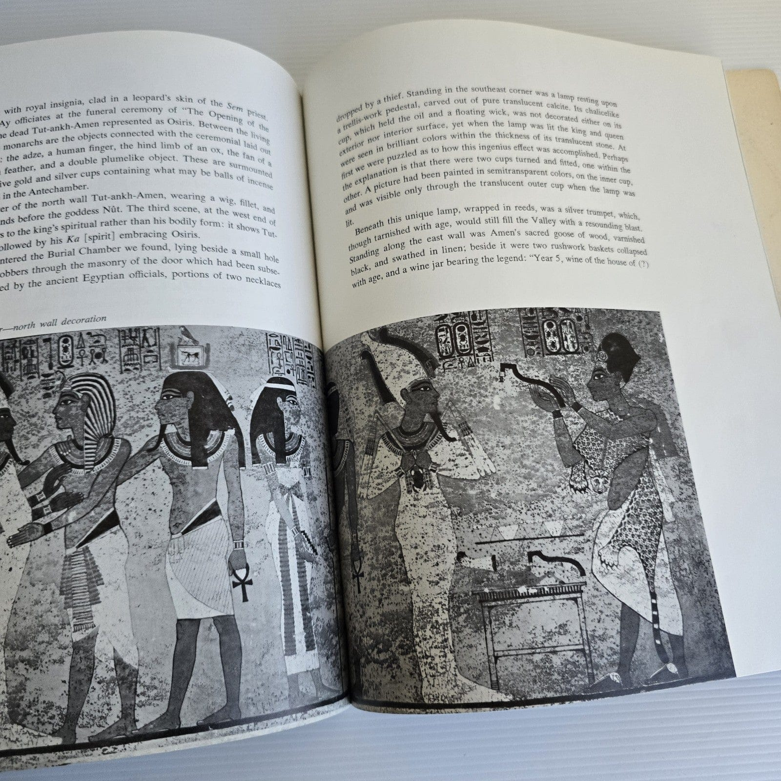 Alona.com.au Discovering Tut-ankh-Amen's Tomb By Shirley Glubok (Paperback 1968)