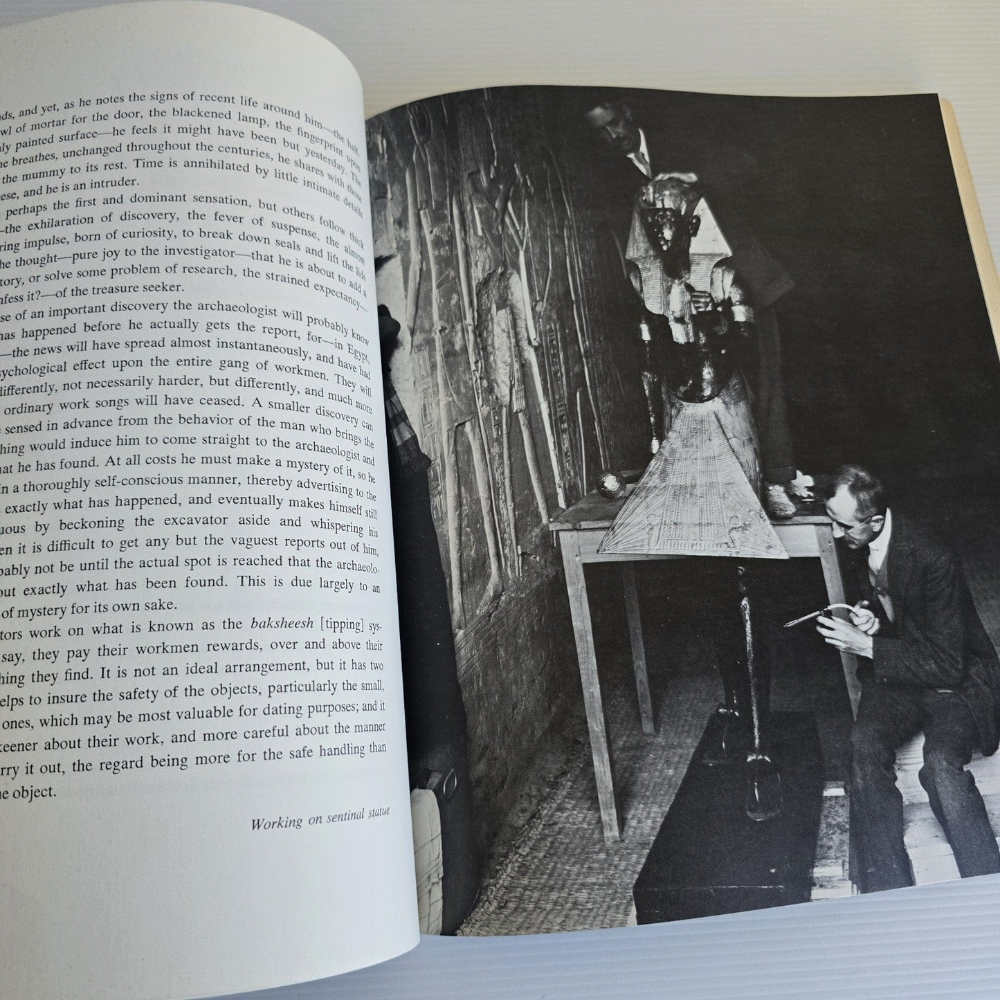 Alona.com.au Discovering Tut-ankh-Amen's Tomb By Shirley Glubok (Paperback 1968)
