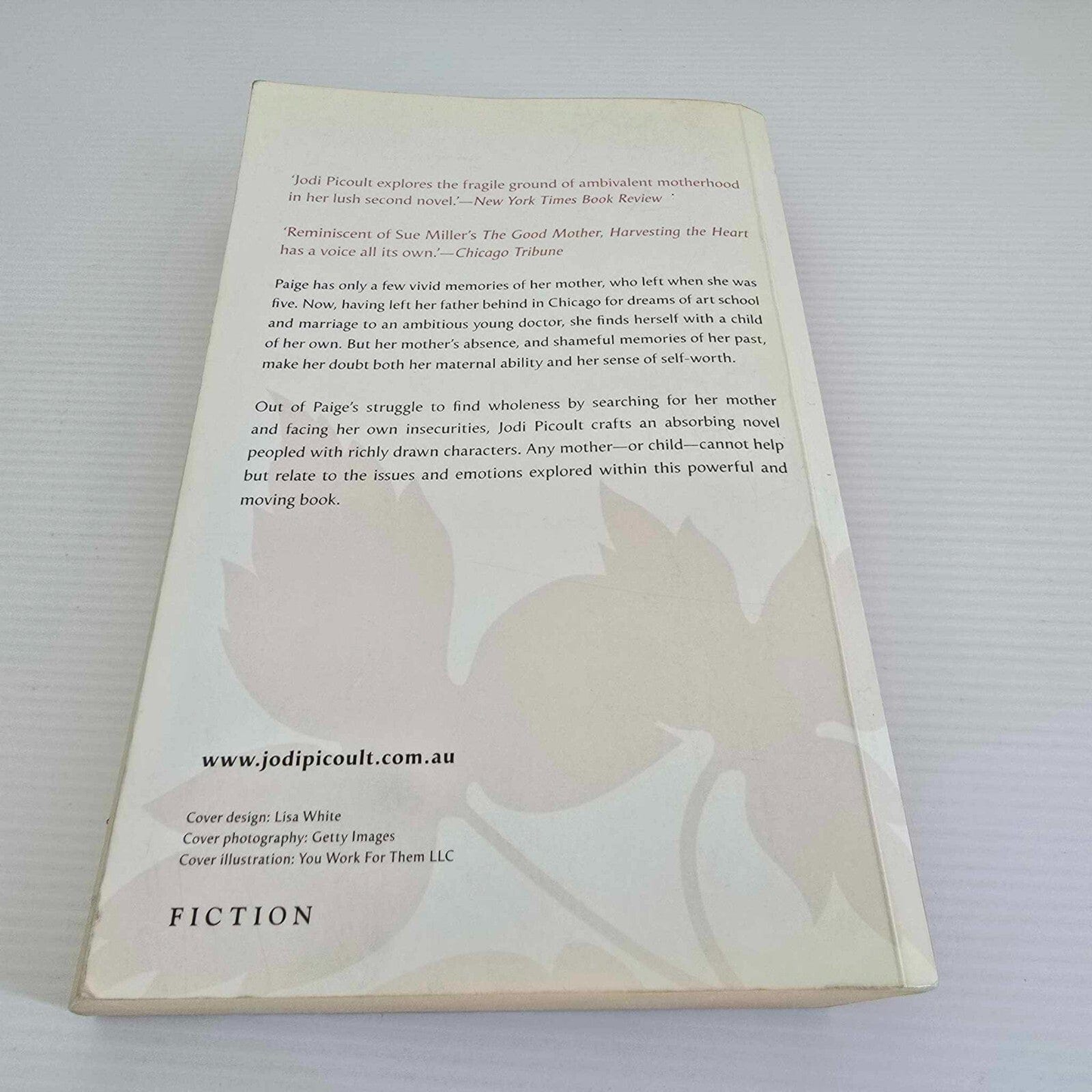 Alona.com.au Harvesting the Heart by Jodi Picoult (Paperback 2009)