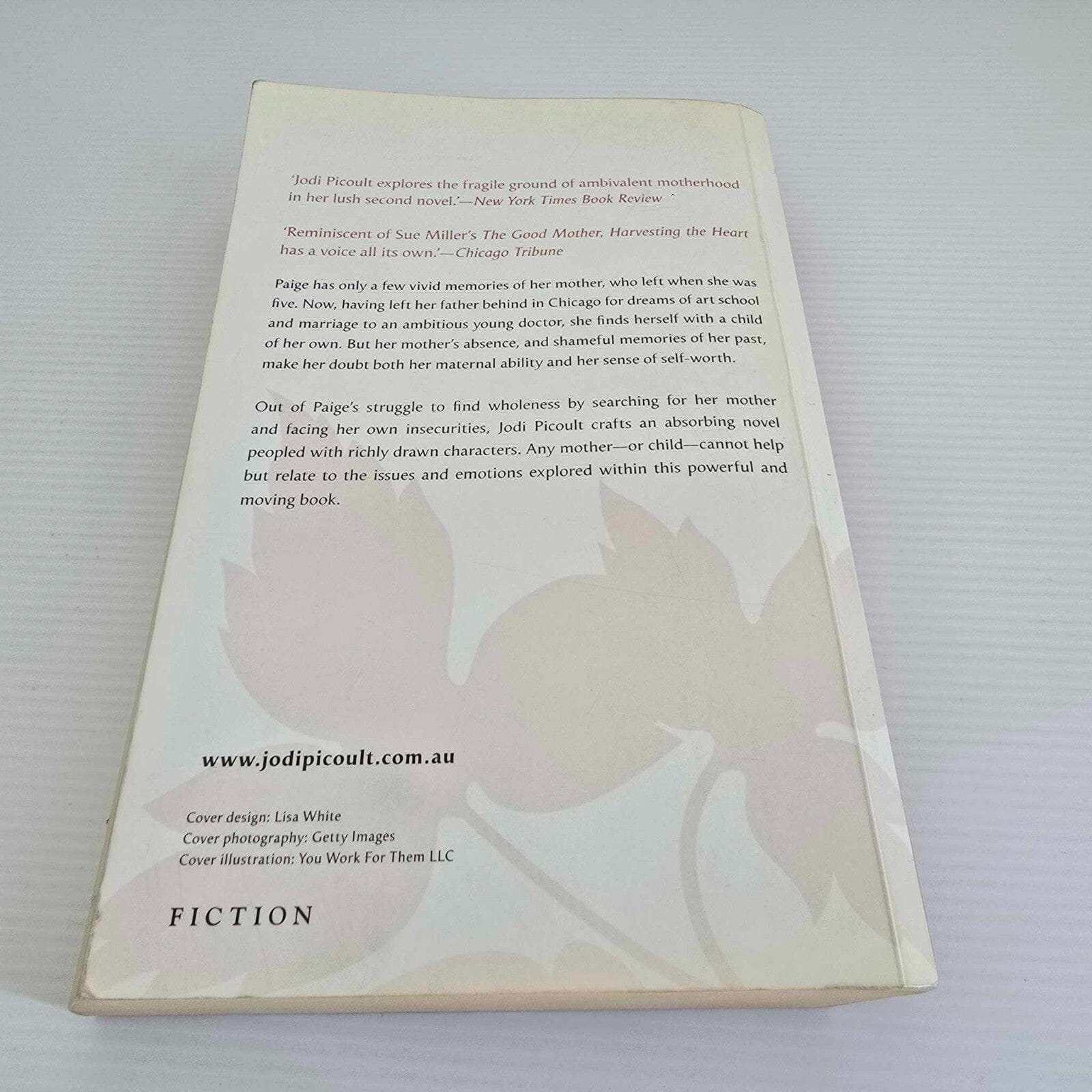 Alona.com.au Harvesting the Heart by Jodi Picoult (Paperback 2009)