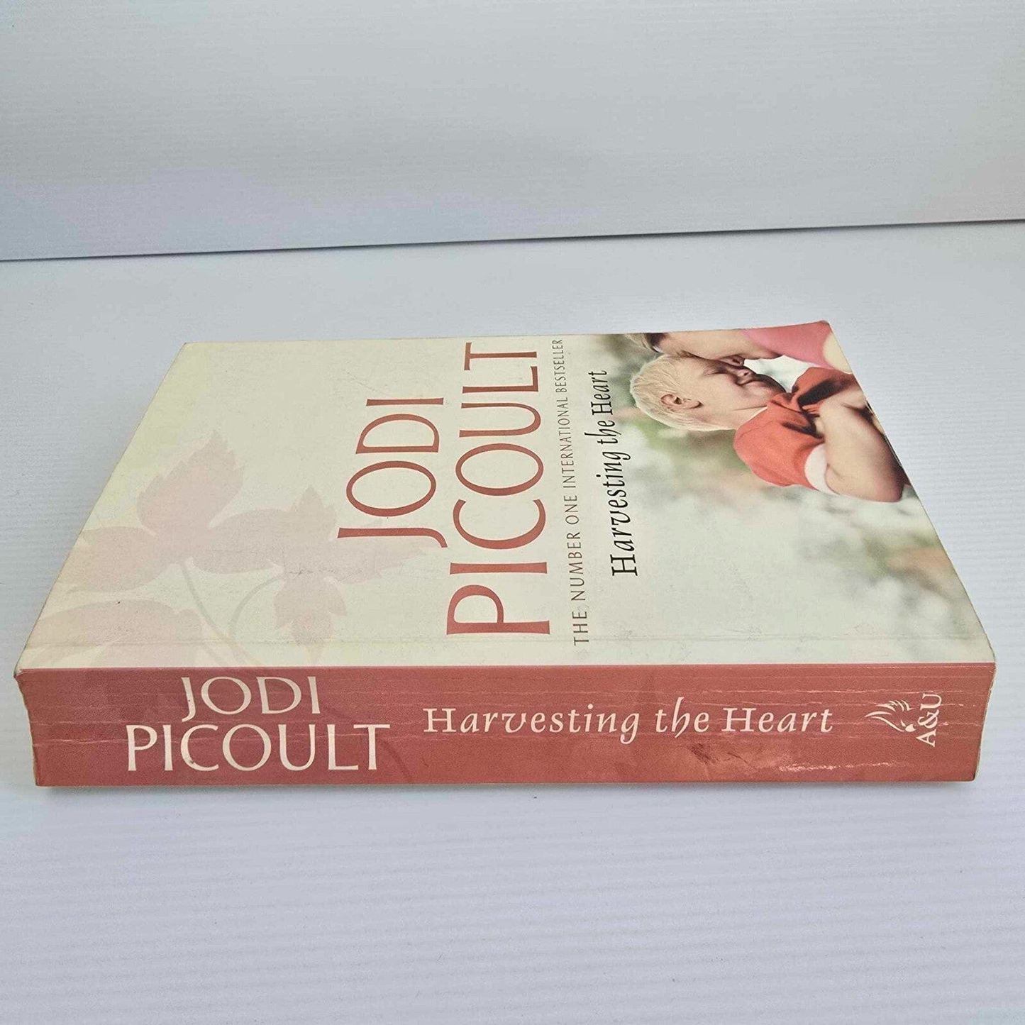 Alona.com.au Harvesting the Heart by Jodi Picoult (Paperback 2009)
