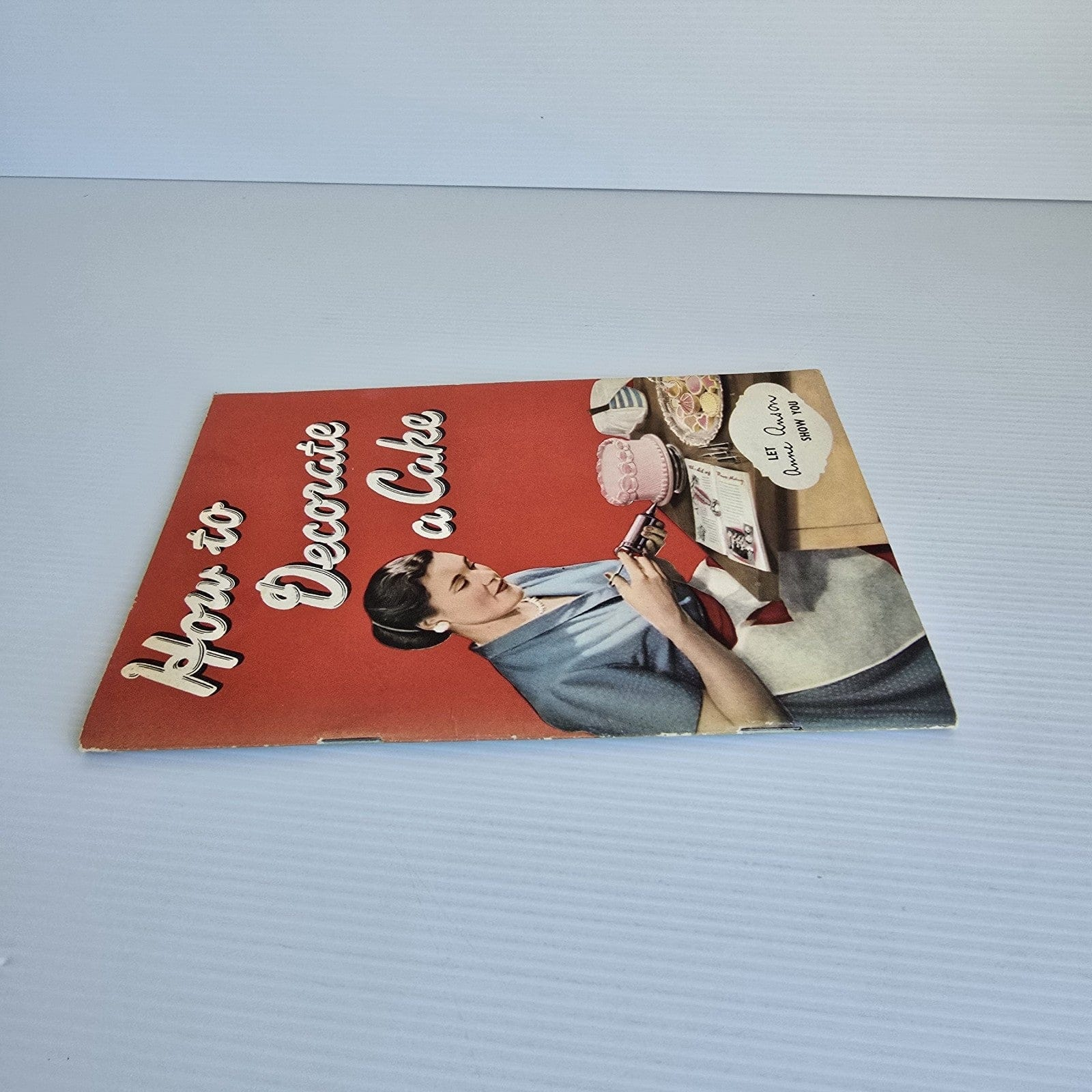 Alona.com.au How To Decorate A Cake, by Anne Anson Tala Icing Book No 1716 1956 16th Edition