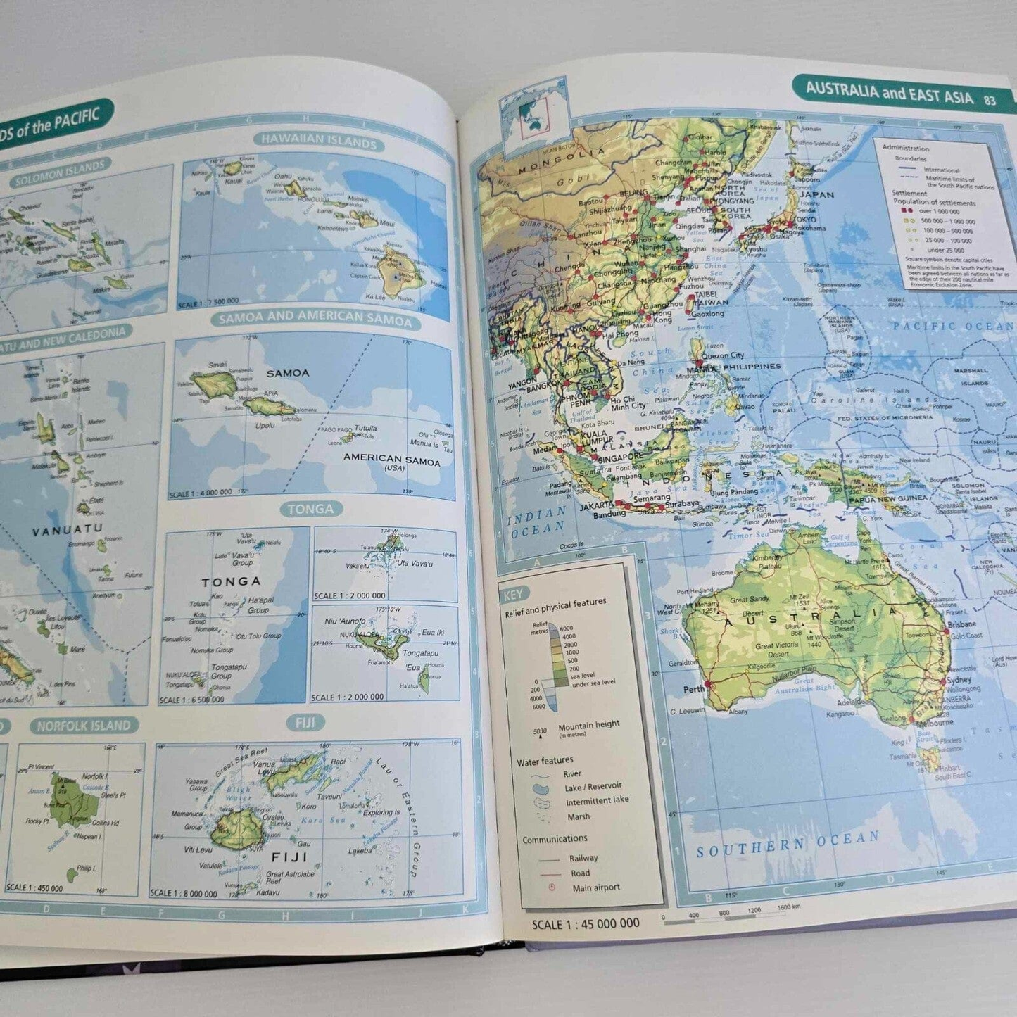 Alona.com.au Longman Atlas by Brian Ralph and Malcolm Stacey (Hardcover 2003)