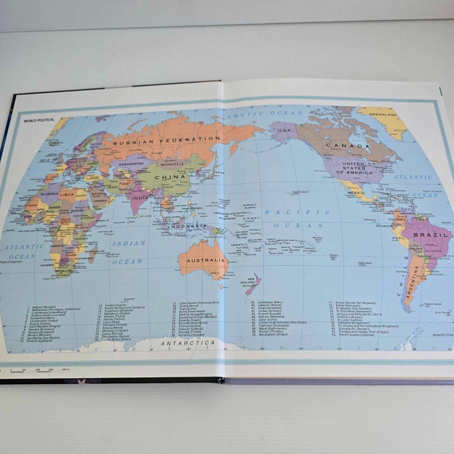 Alona.com.au Longman Atlas by Brian Ralph and Malcolm Stacey (Hardcover 2003)