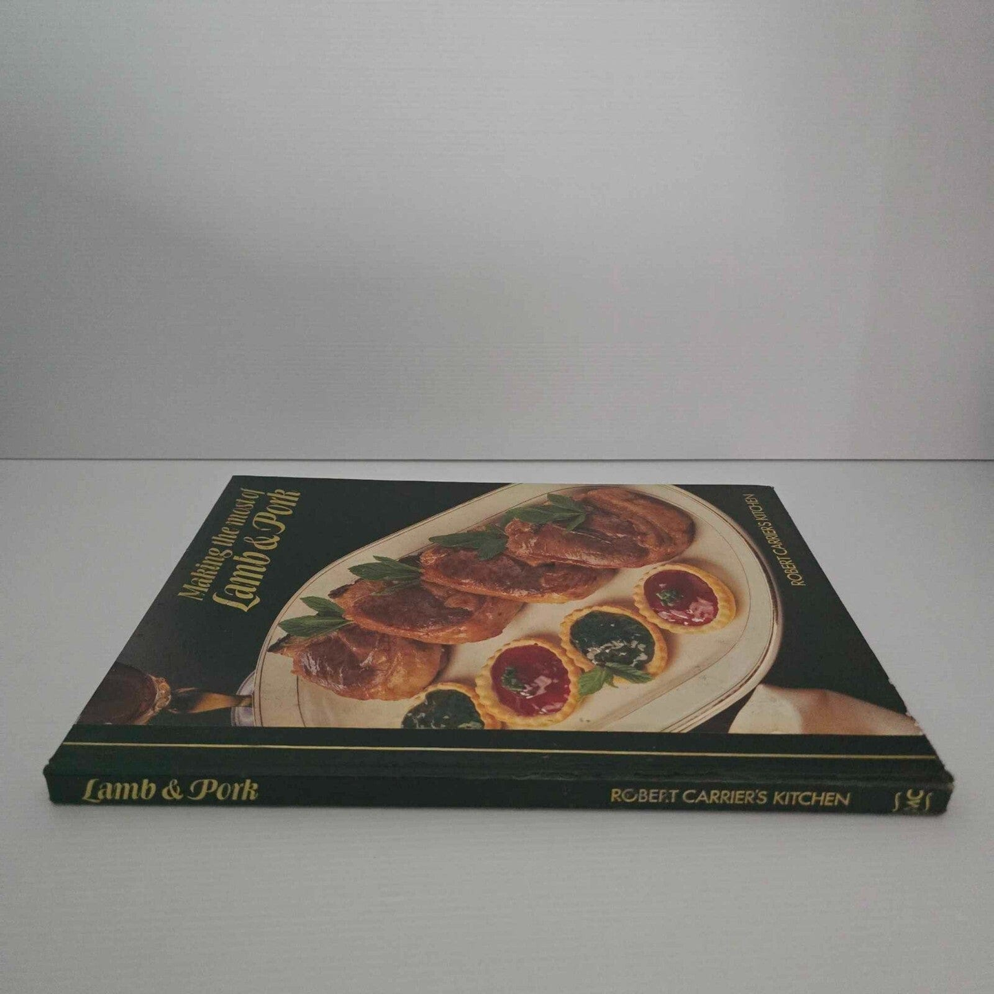 Alona.com.au Making The Most of Lamb & Pork by Robert Carrier's Kitchen (Hardcover 1985)
