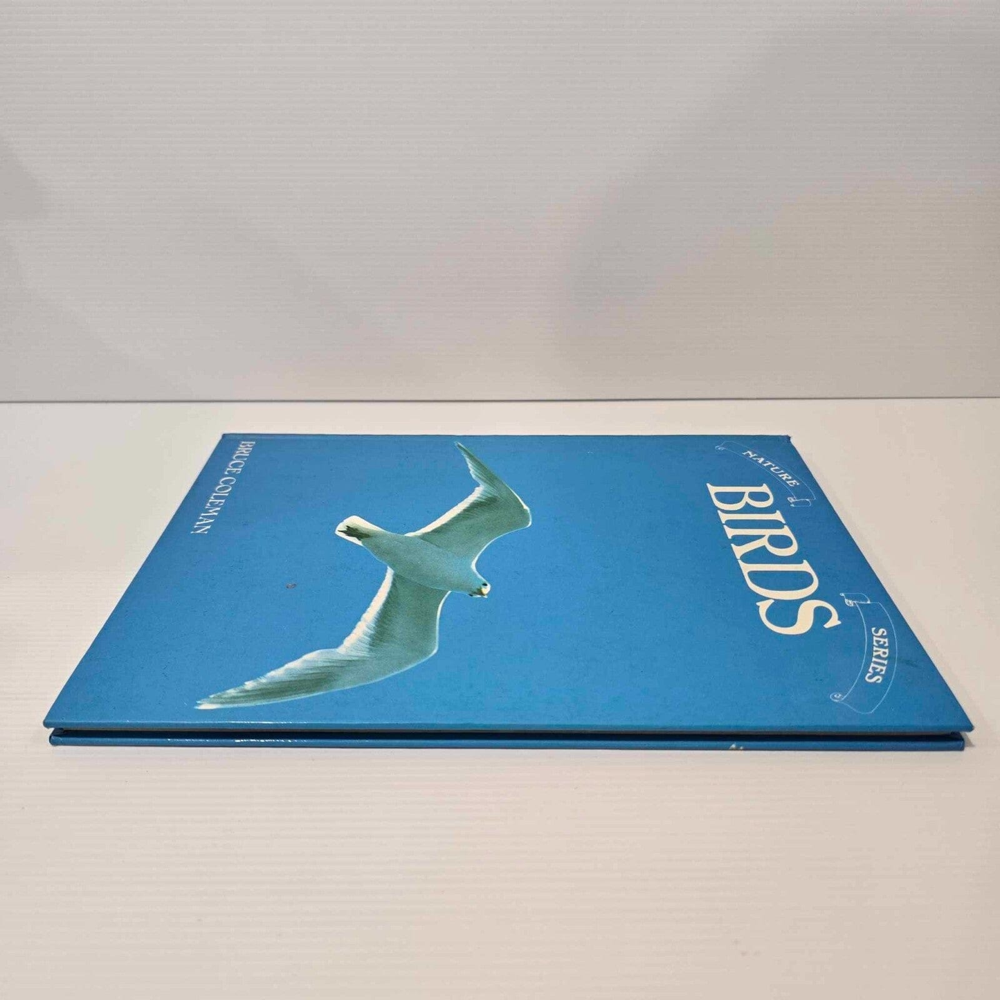 Alona.com.au Nature Series: BIRDS by Bruce Coleman - Hardcover