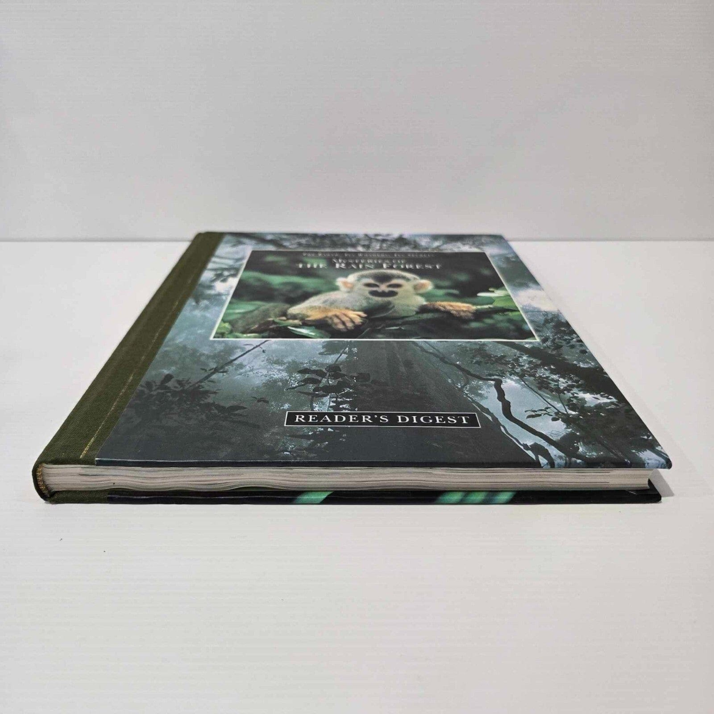 Alona.com.au Reader's Digest - Mysteries of the Rain Forest - HARDCOVER Book