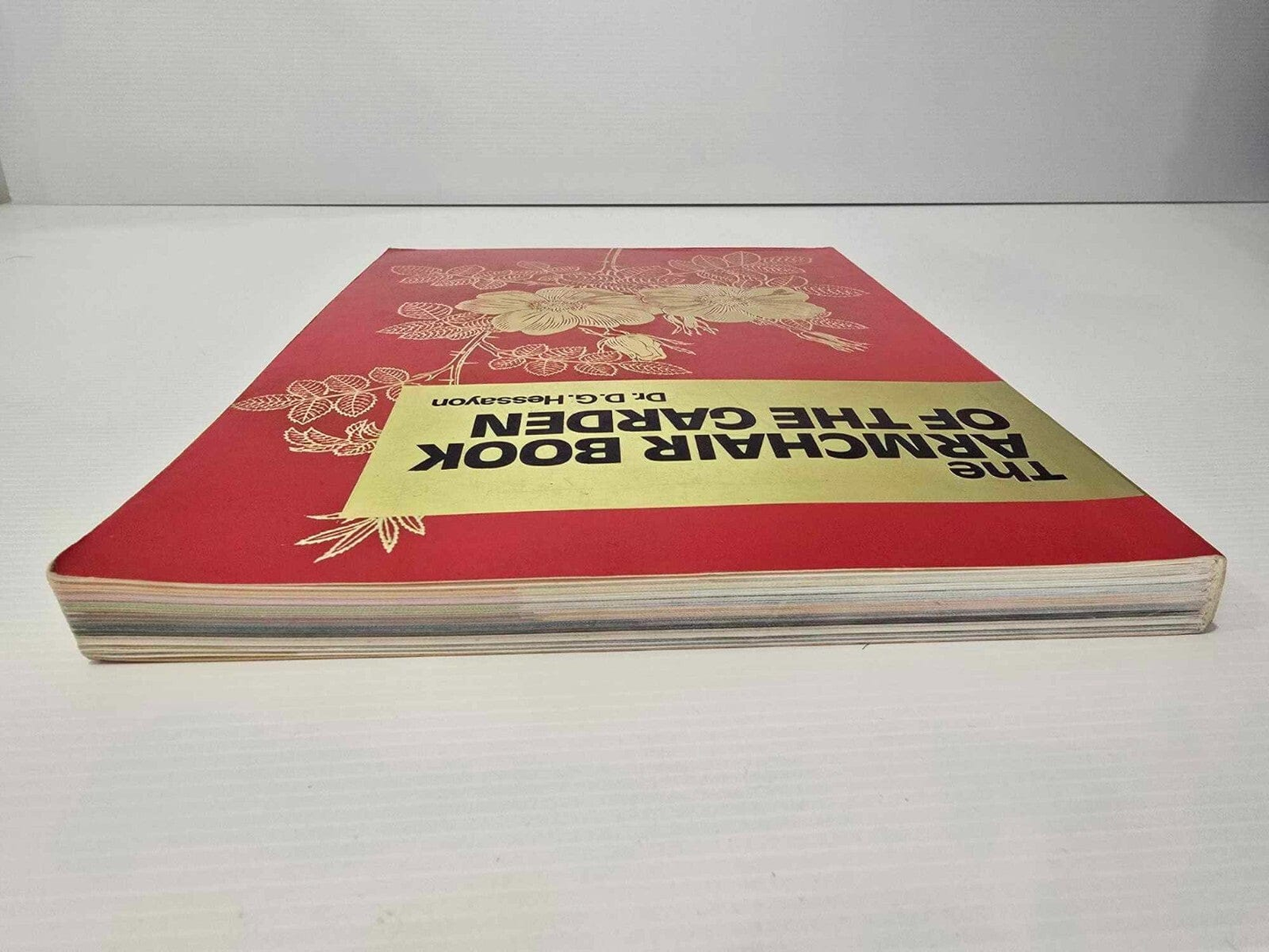 Alona.com.au The Armchair Book of the Garden by Dr. D.G. Hessayon 1986