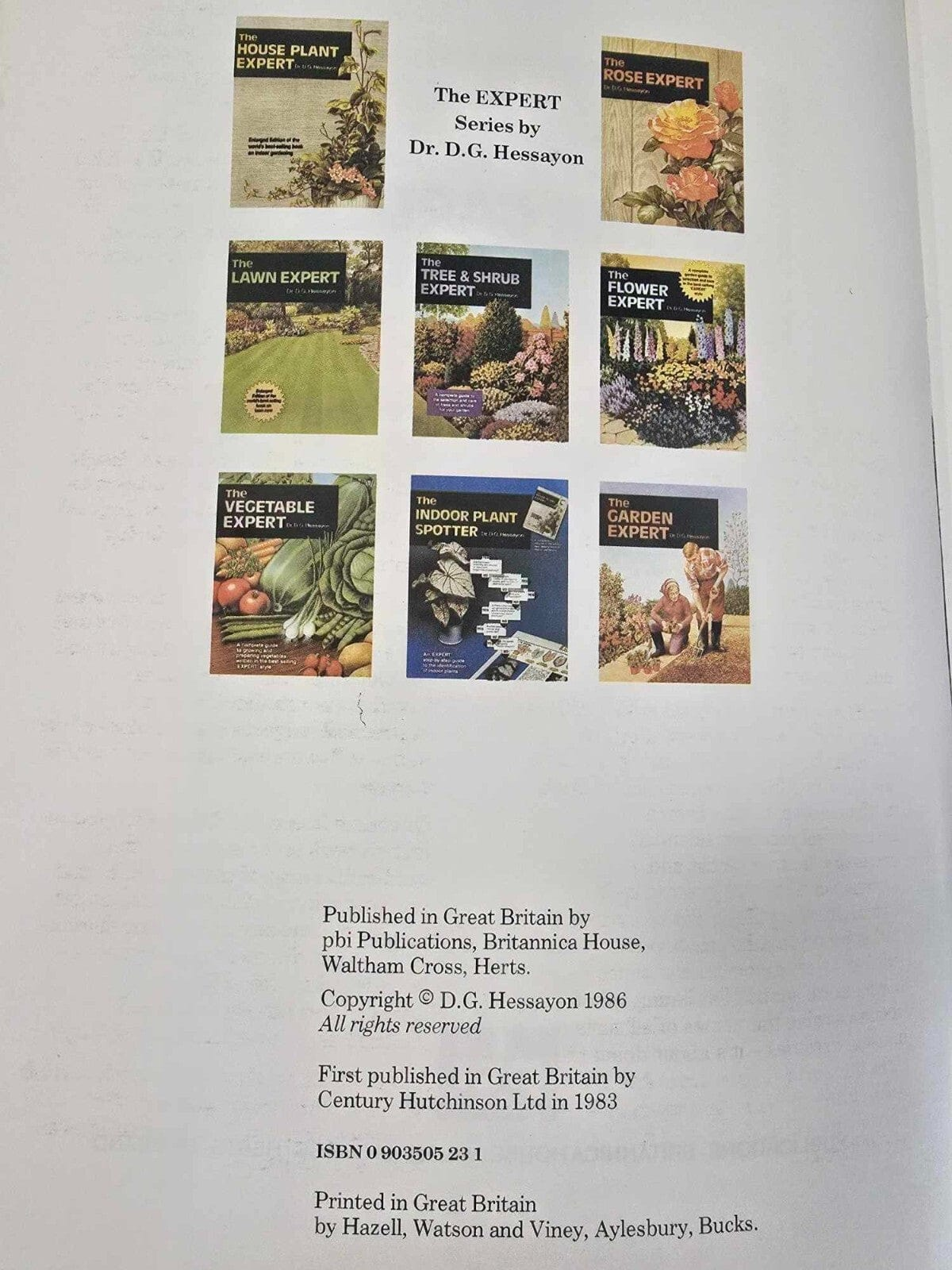 Alona.com.au The Armchair Book of the Garden by Dr. D.G. Hessayon 1986