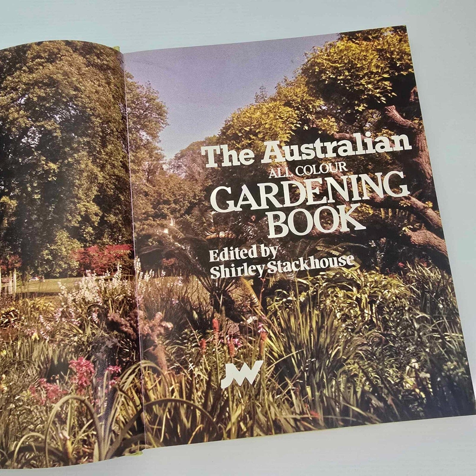 Alona.com.au The Australian All Colour Gardening Book by Shirley Stackhouse, Hardcover 1978