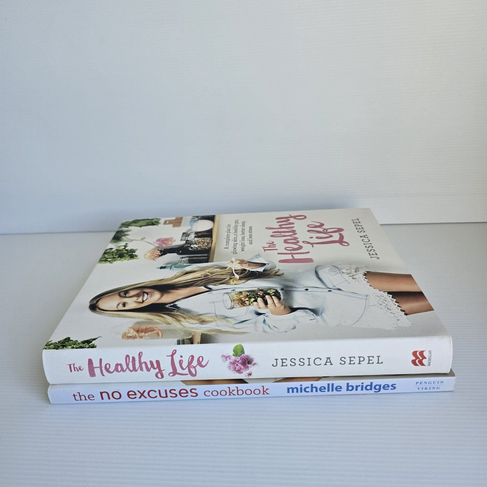Alona.com.au The No Excuses Cookbook (Michelle Bridges) The Healthy Life (Jessica Sepel)