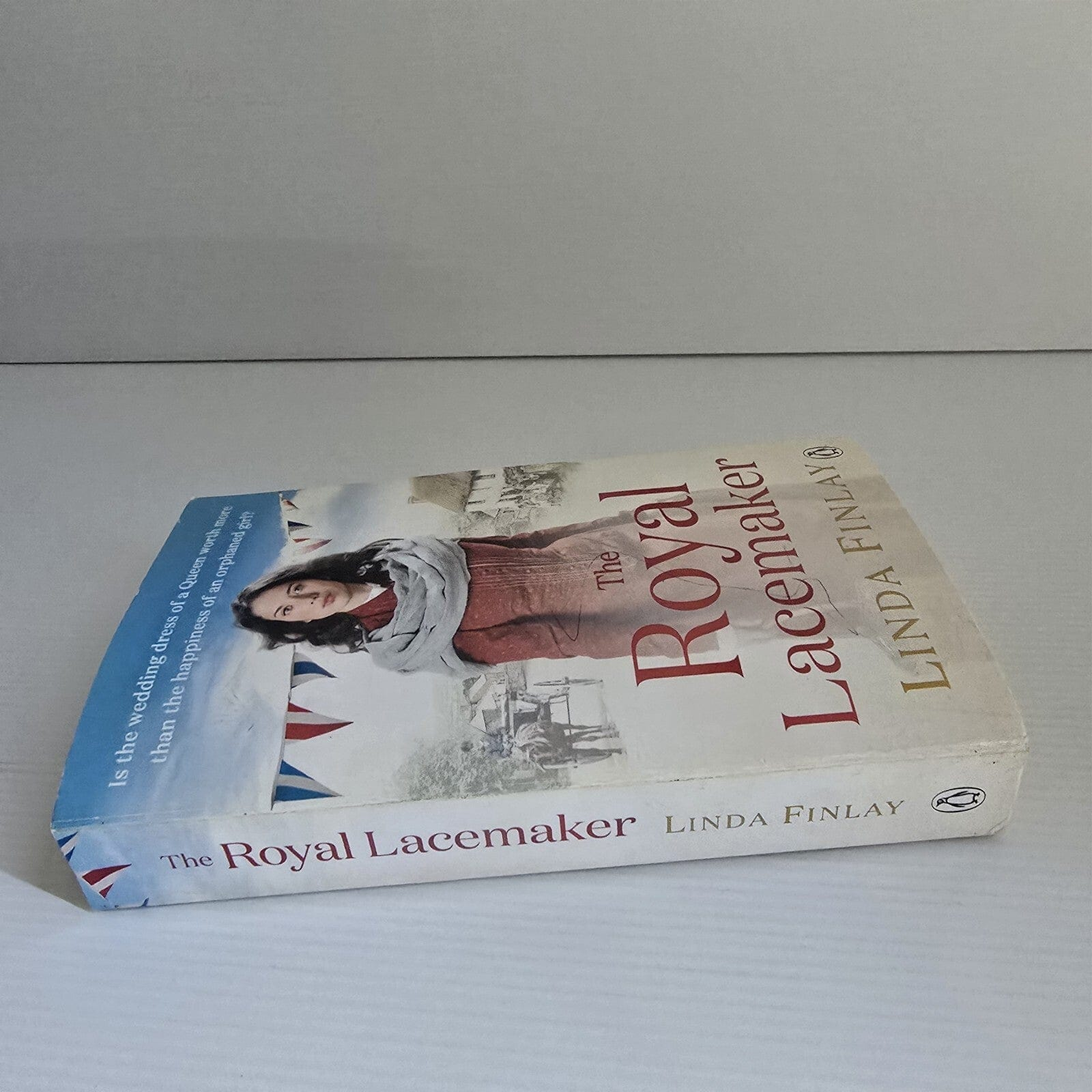 Alona.com.au The Royal Lacemaker By Linda Finlay, Paperback 2014