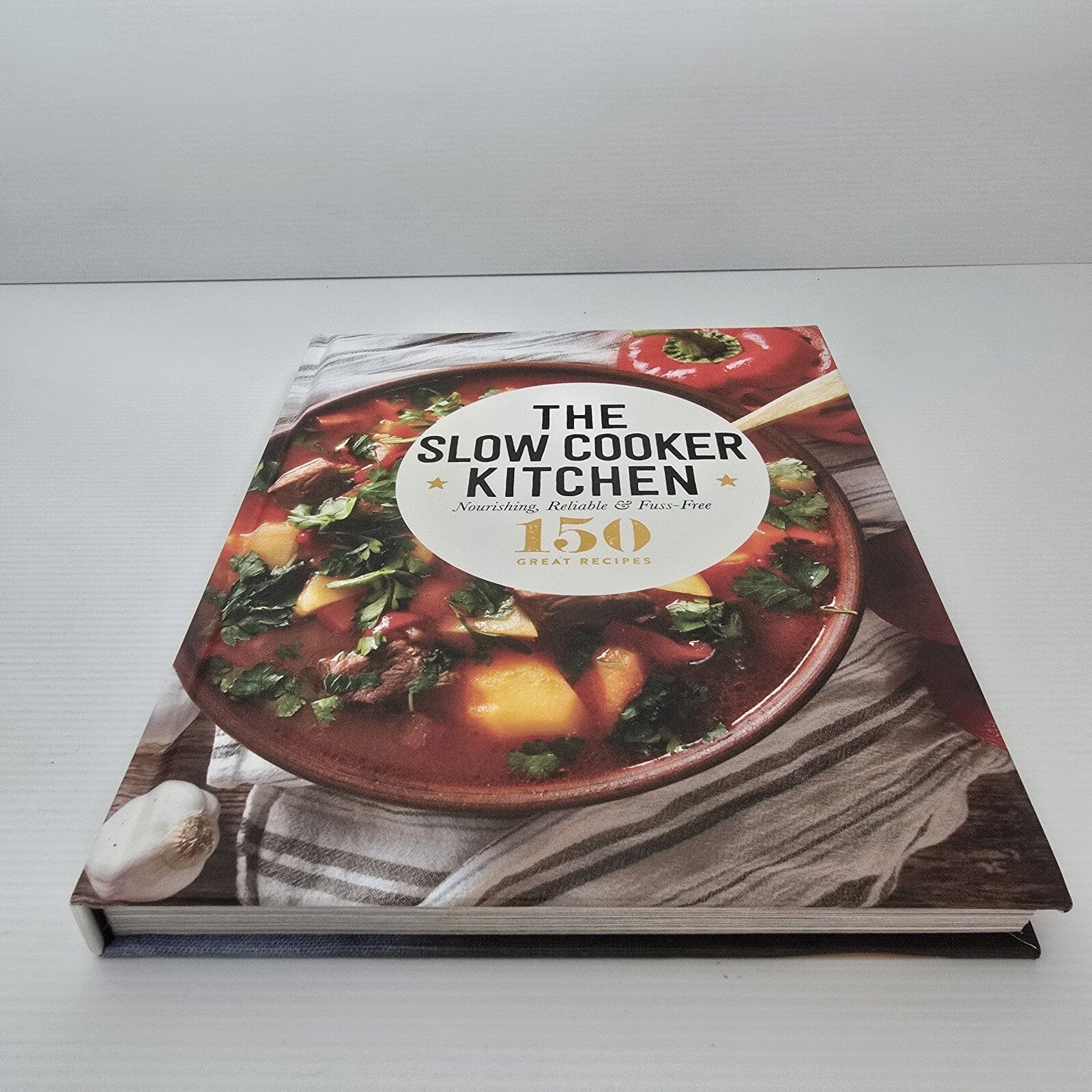 Alona.com.au The Slow Cooker Kitchen 150 Great Recipes , Hardcover - 2016