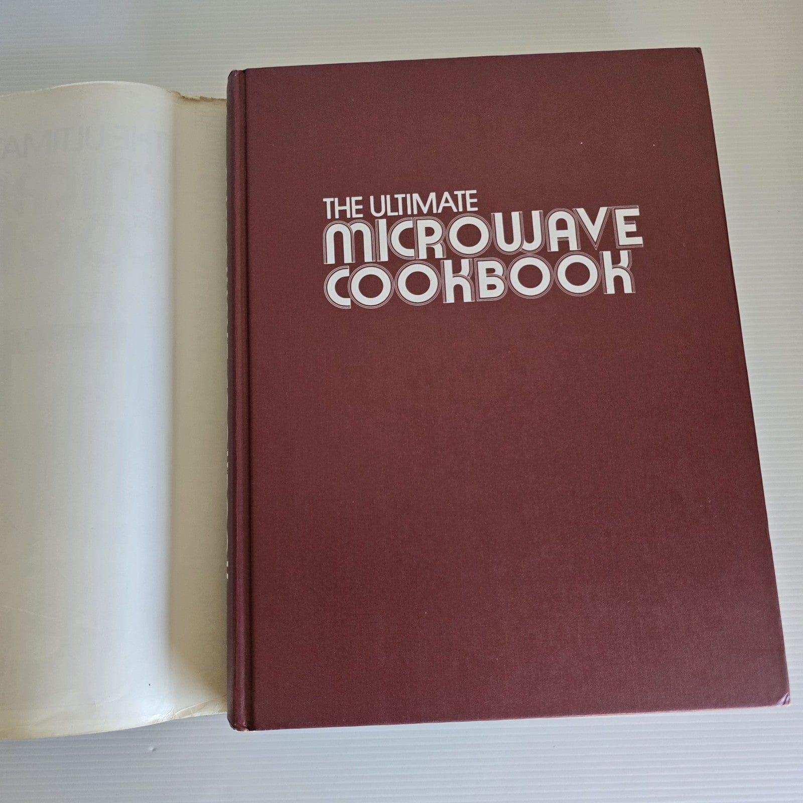 Alona.com.au The Ultimate Microwave Cookbook, Carousel Microwave Cookbook