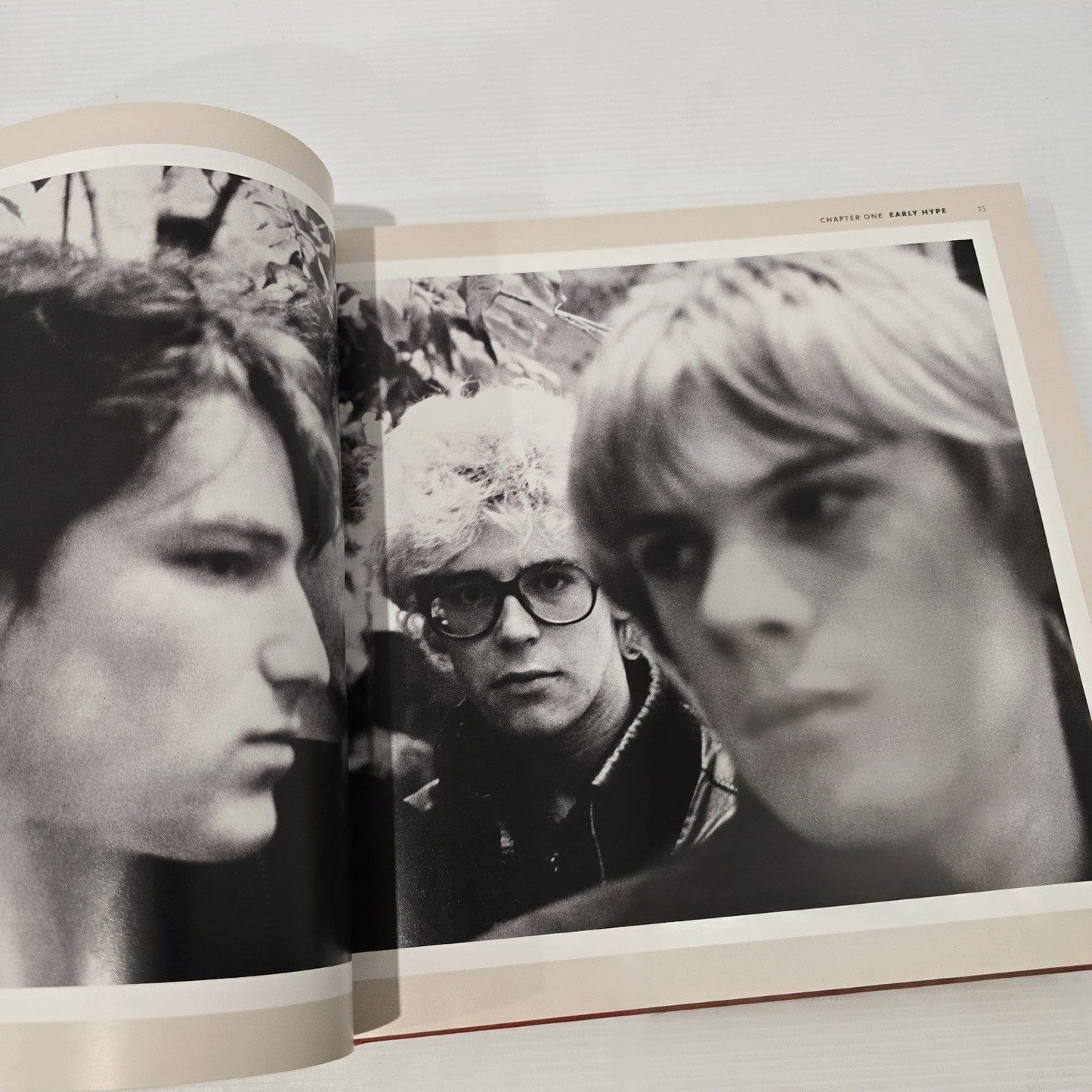 Alona.com.au U2 The Illustrated Biography ( A Unique Collection of 200 Classic, rare & unseen