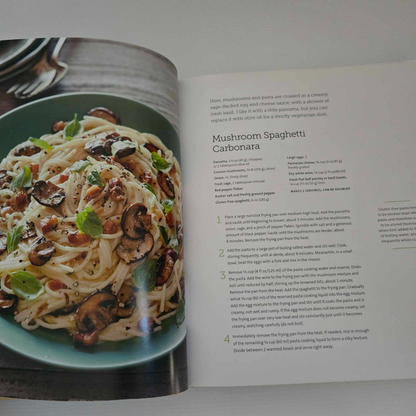 Alona.com.au Weeknight Gluten Free Simple Healthy Meals Cookbook by Kristine Kidd, Paperback