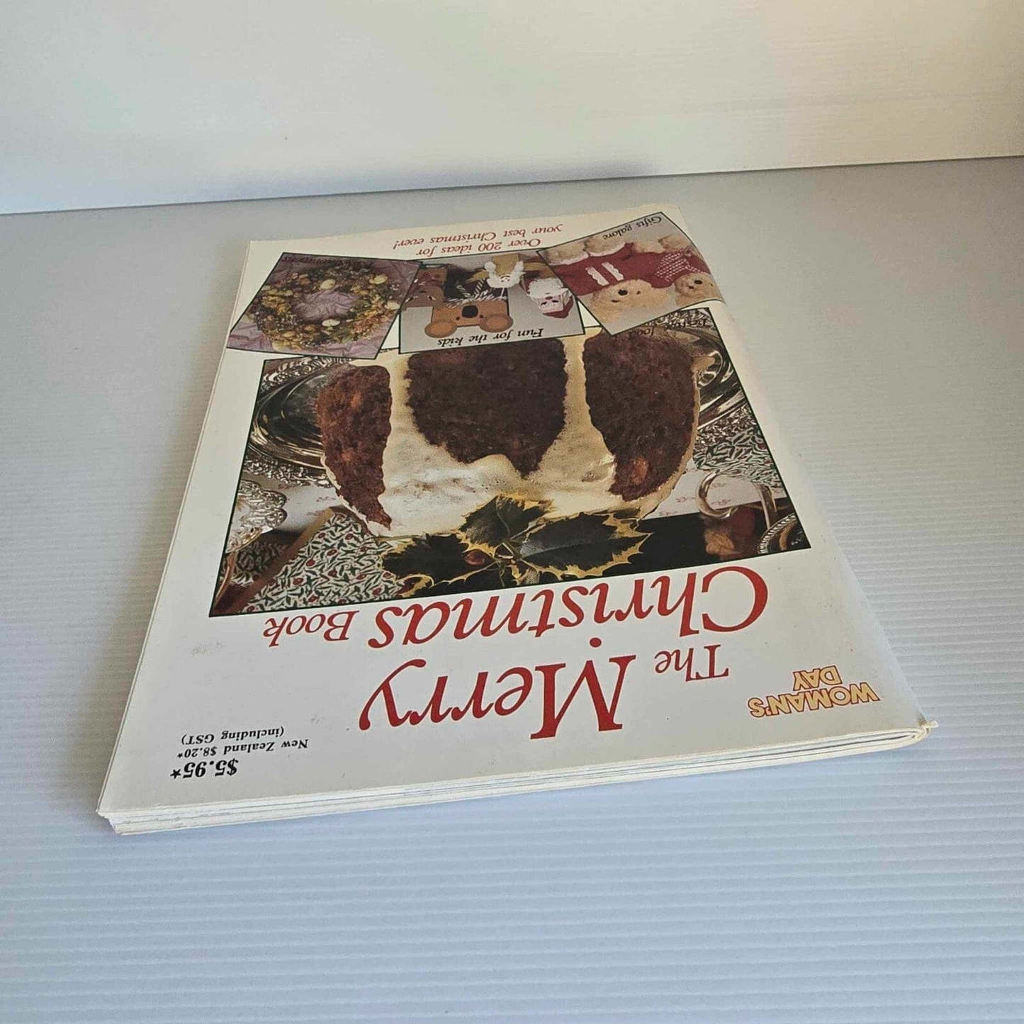 Alona.com.au Woman's Day The Merry Christmas Book