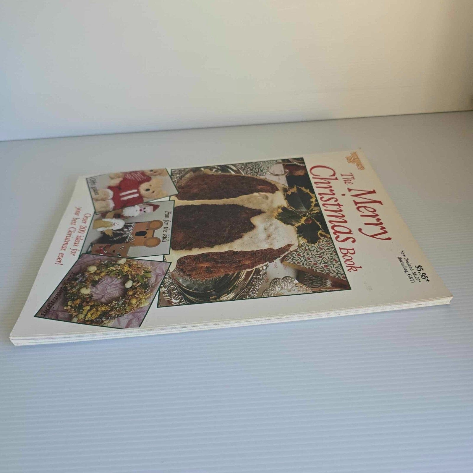 Alona.com.au Woman's Day The Merry Christmas Book