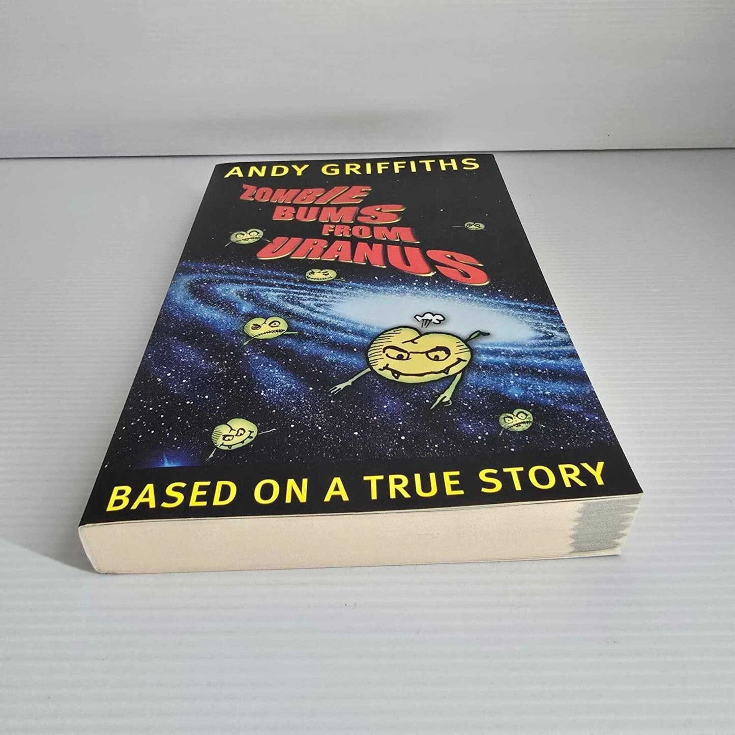 Alona.com.au Zombie Bums from Uranus by Andy Griffiths Based on a true story - Paperback 2018