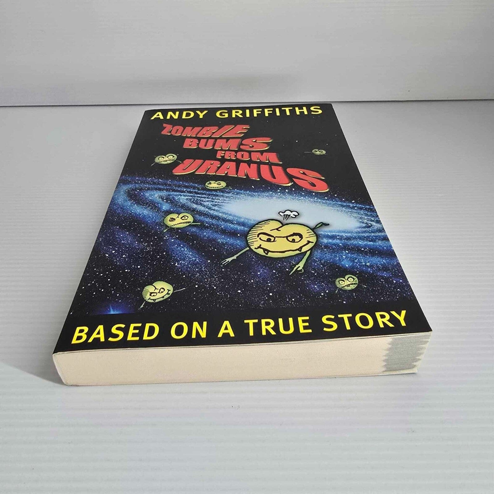 Alona.com.au Zombie Bums from Uranus by Andy Griffiths Based on a true story - Paperback 2018