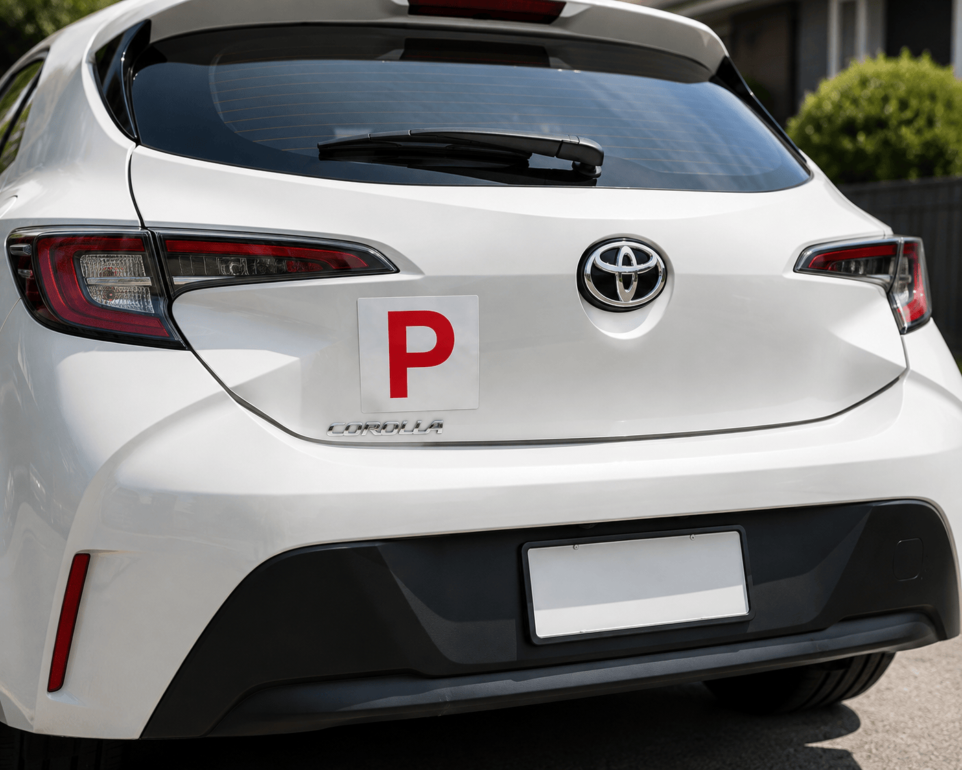 Generic Magnetic P Plate Red White Provisional Driver Car Vehicle Magnet Safety Sign