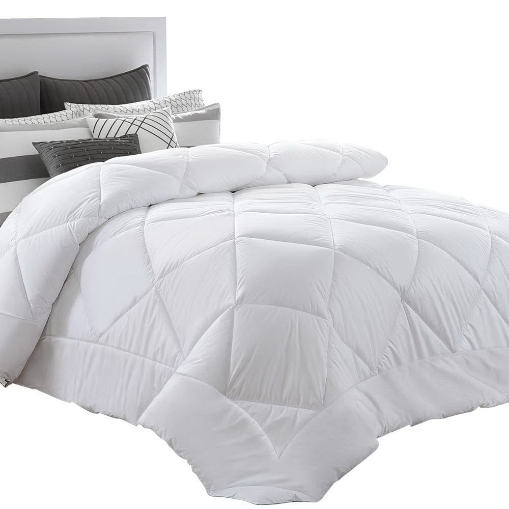 Giselle Home & Garden > Bedding > Quilts & Duvets Giselle Bedding 400GSM Microfibre Bamboo Quilt Super King